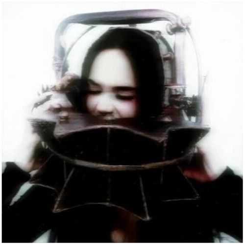 Maggie Lindemann - HEADSPLIT - LP { Vinyl LP }